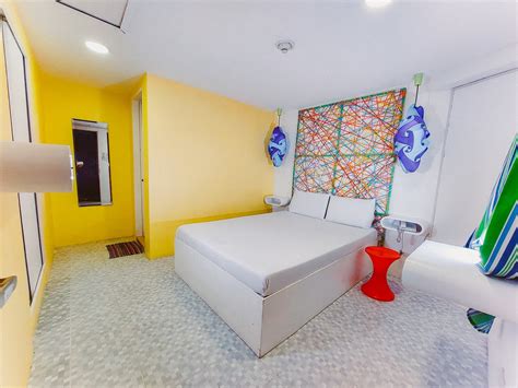 in and out lodge cebu|In & Out Lodge .